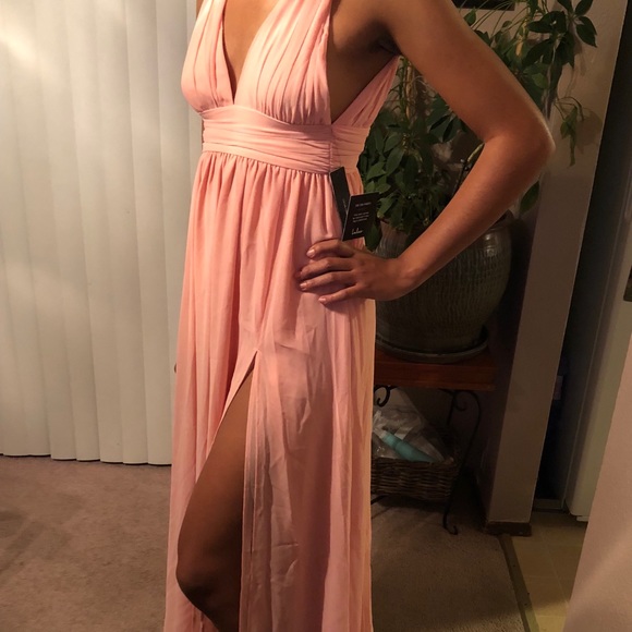 Brand new peach lulus dress - Picture 2 of 2